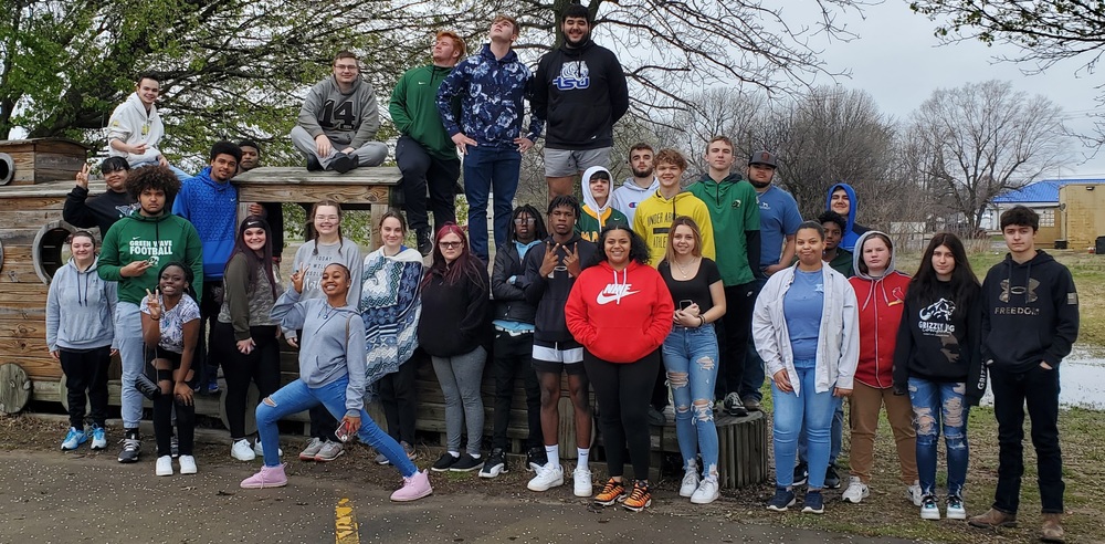 JAG Juniors and Seniors Tour the Orgill, Inc. Factory